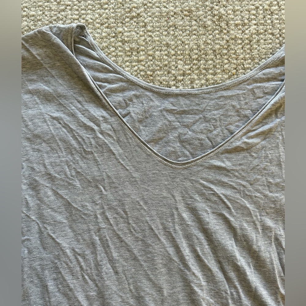 Grey lululemon long sleeve top size 4